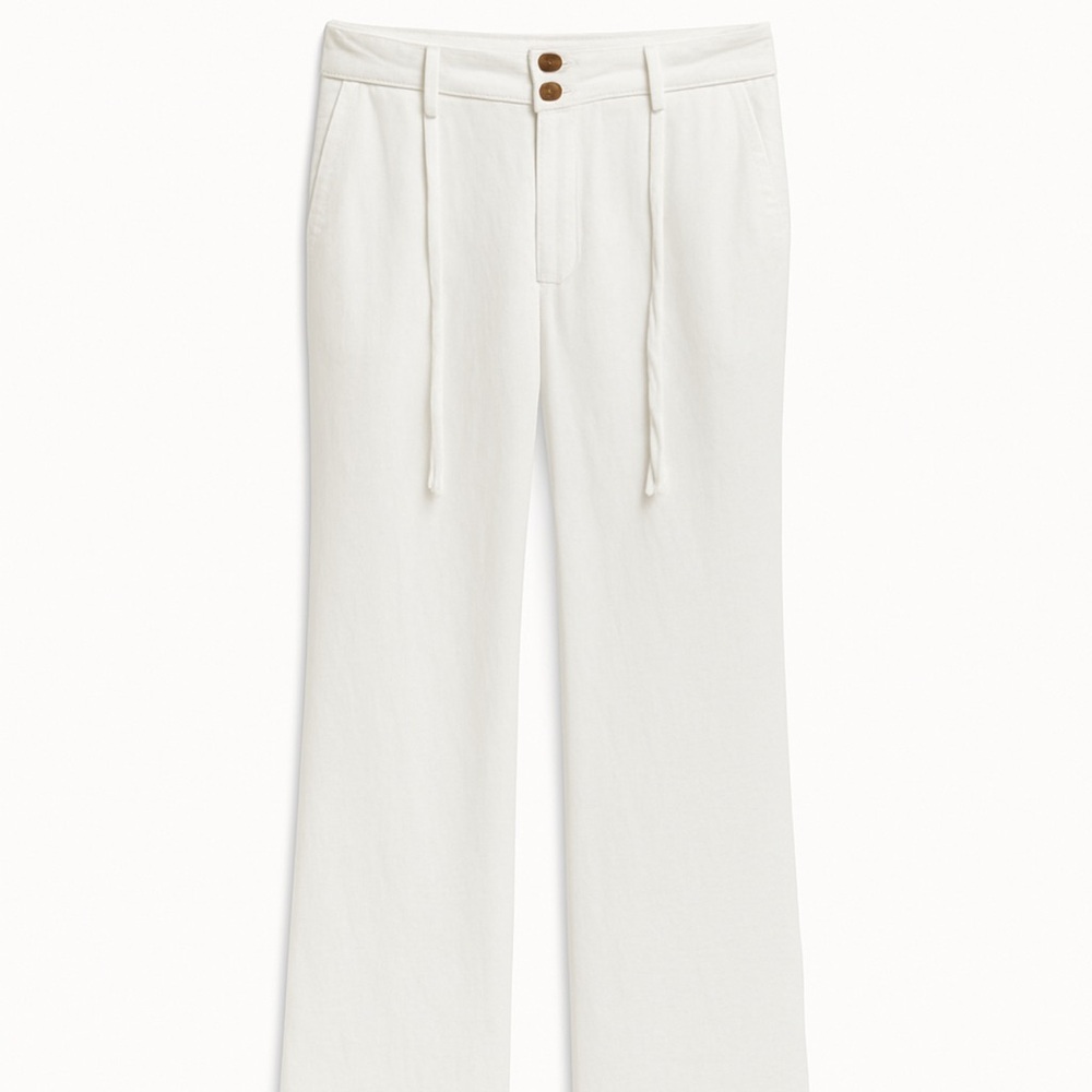 Old Navy White Buttoned Pants